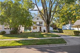 1348 Grant Avenue, Cuyahoga Falls, OH 44223