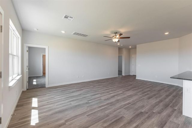 1725 Elm Circle, Tuttle, OK 73089