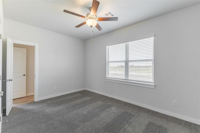 1725 Elm Circle, Tuttle, OK 73089