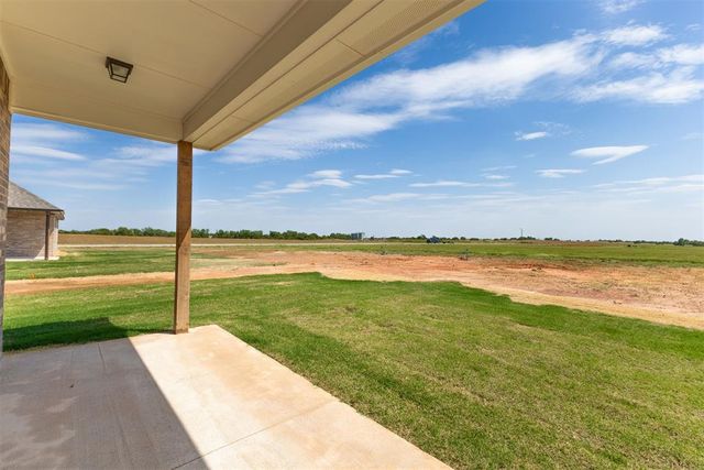 1725 Elm Circle, Tuttle, OK 73089