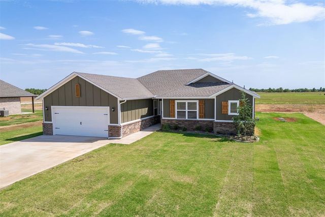 1725 Elm Circle, Tuttle, OK 73089
