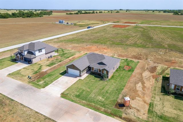 1725 Elm Circle, Tuttle, OK 73089