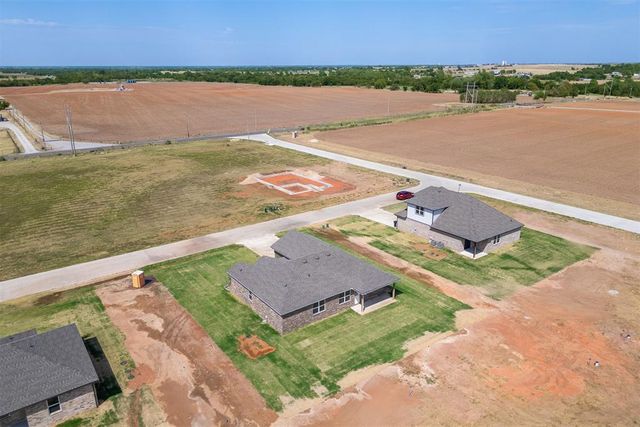 1725 Elm Circle, Tuttle, OK 73089