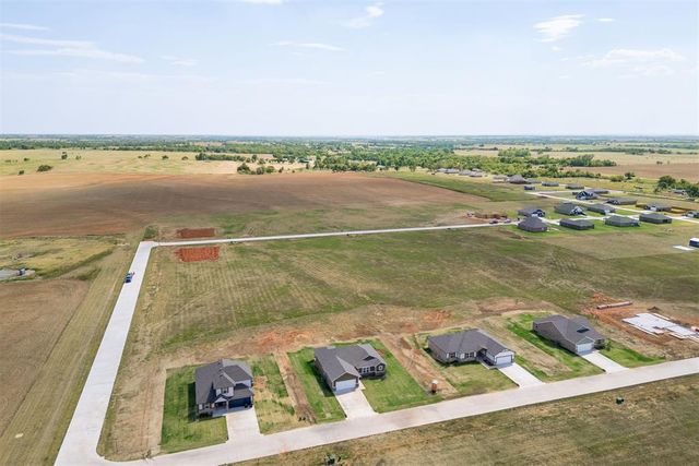 1725 Elm Circle, Tuttle, OK 73089