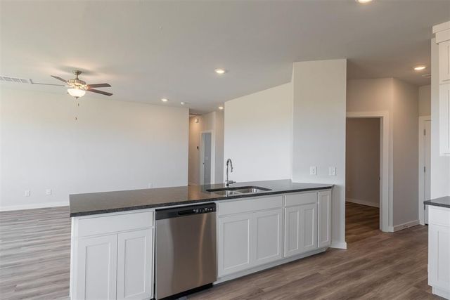 1725 Elm Circle, Tuttle, OK 73089