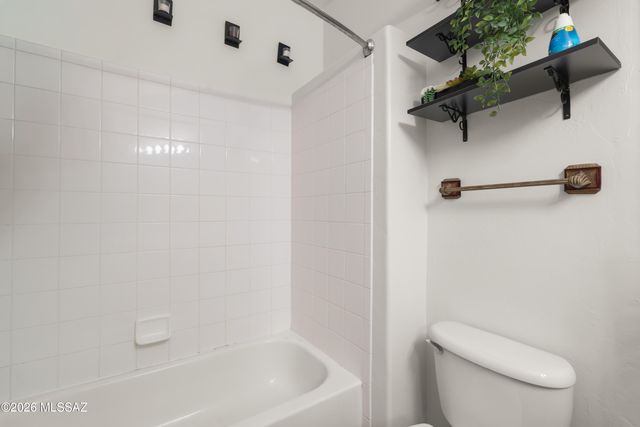 44 W Camino Presidio Quemado, Sahuarita, AZ 85629