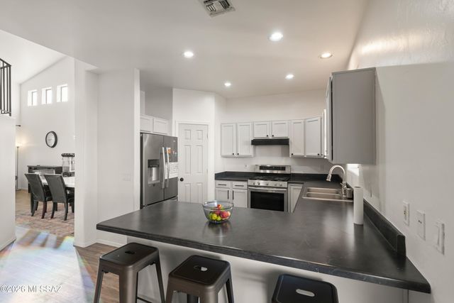 44 W Camino Presidio Quemado, Sahuarita, AZ 85629