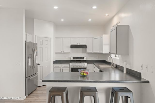 44 W Camino Presidio Quemado, Sahuarita, AZ 85629