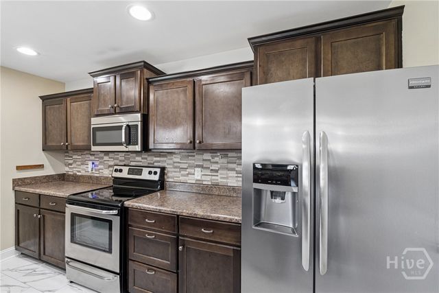 102 Springcreek Lane, Guyton, GA 31312