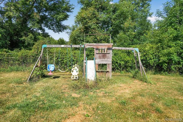 10470 Baldwin Road, Gaines Township, MI 48436