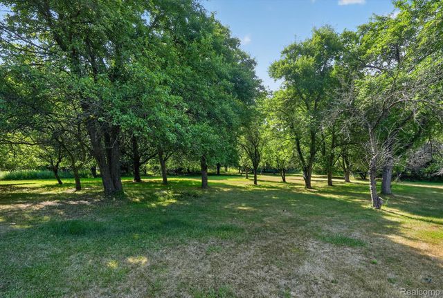 10470 Baldwin Road, Gaines Township, MI 48436
