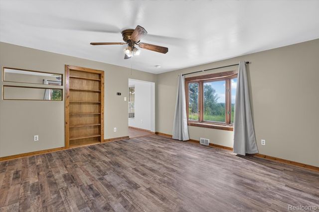10470 Baldwin Road, Gaines Township, MI 48436