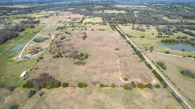 2035 FM-1566, Celeste, TX 75423