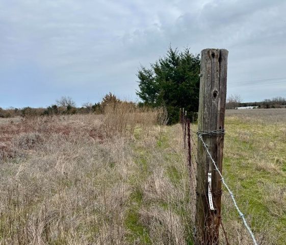 2035 FM-1566, Celeste, TX 75423