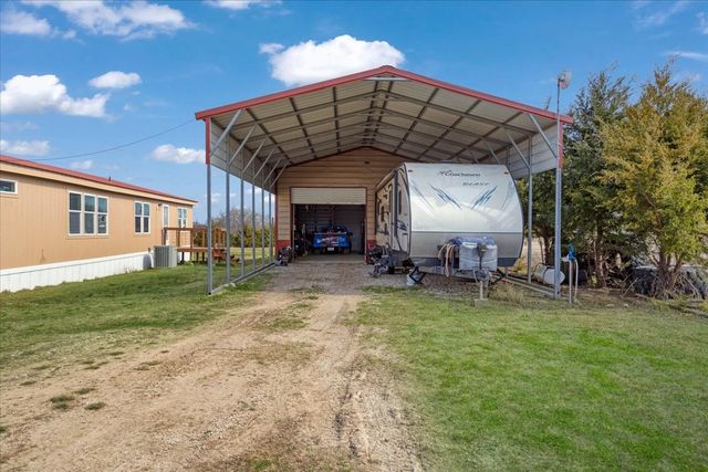 2035 FM-1566, Celeste, TX 75423