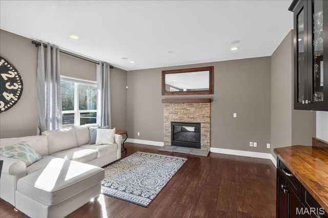1026 Bridleridge Crossing Spur, High Ridge, MO 63049
