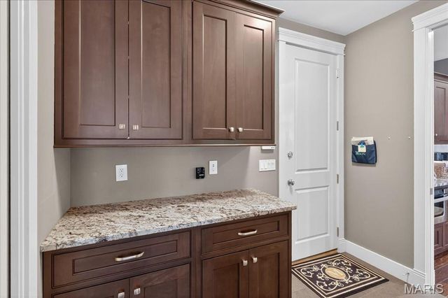 1026 Bridleridge Crossing Spur, High Ridge, MO 63049