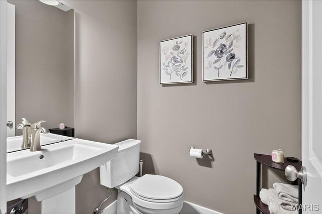 1026 Bridleridge Crossing Spur, High Ridge, MO 63049