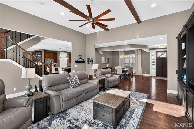 1026 Bridleridge Crossing Spur, High Ridge, MO 63049