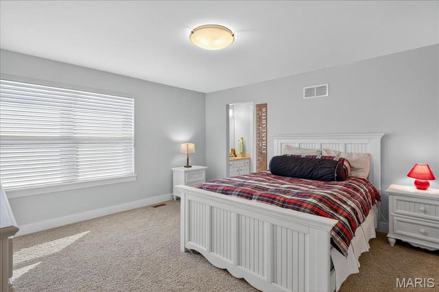 1026 Bridleridge Crossing Spur, High Ridge, MO 63049