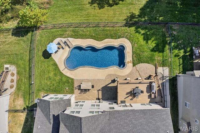 1026 Bridleridge Crossing Spur, High Ridge, MO 63049