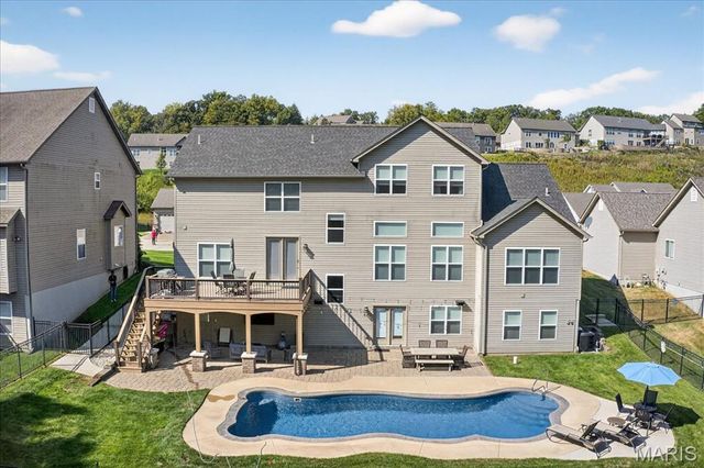 1026 Bridleridge Crossing Spur, High Ridge, MO 63049