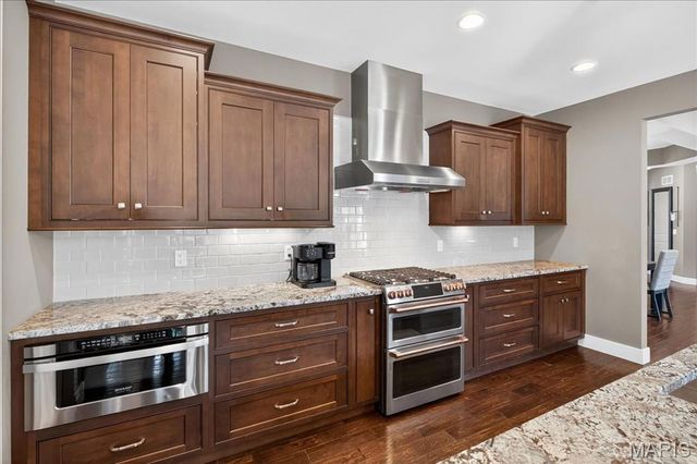 1026 Bridleridge Crossing Spur, High Ridge, MO 63049