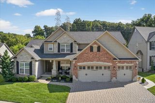 1026 Bridleridge Crossing Spur, High Ridge, MO 63049