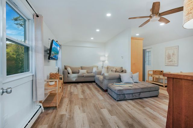 15 Barker Street, Wellfleet, MA 02667