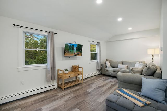 15 Barker Street, Wellfleet, MA 02667