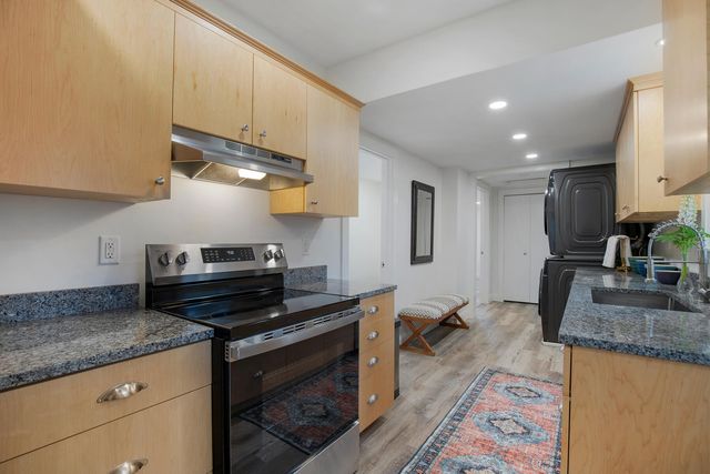 15 Barker Street, Wellfleet, MA 02667