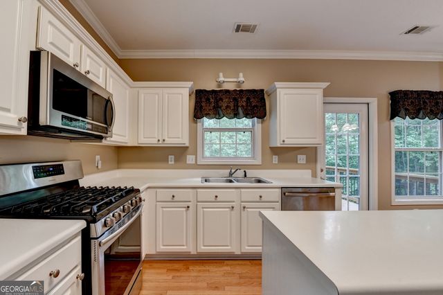 2172 Woodbriar Drive, Buford, GA 30518