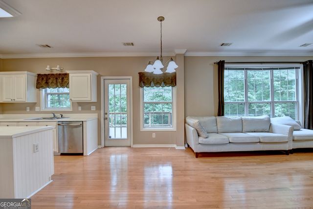2172 Woodbriar Drive, Buford, GA 30518