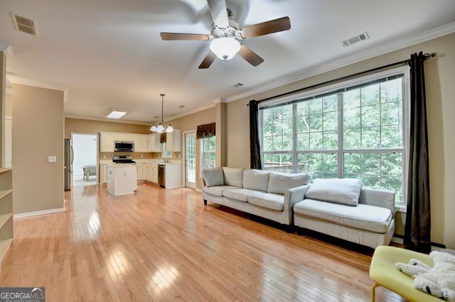 2172 Woodbriar Drive, Buford, GA 30518