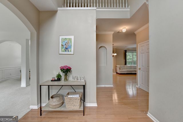 2172 Woodbriar Drive, Buford, GA 30518