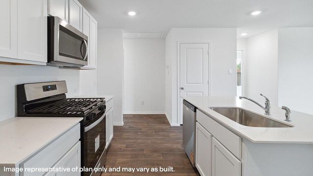 3722 Morning Dew Court, Talty, TX 75126