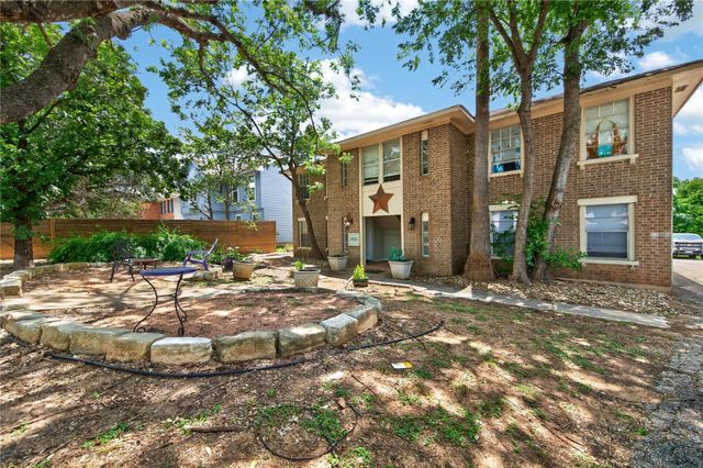 3425 Willowrun DR A, Austin, TX 78704