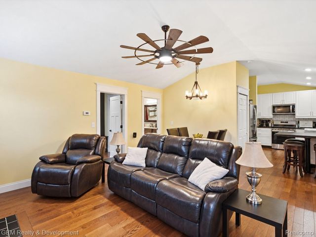 1301 Porter Road, White Lake Charter Township, MI 48383