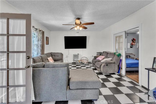 1208 E 3rd, Santa Ana, CA 92701