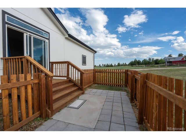 8036 Flintwood Rd, Parker, CO 80138
