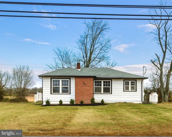 550 CHEWS LANDING RD, Sicklerville, NJ 08081