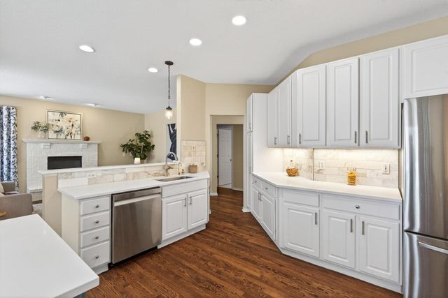 1092 Delano Way, Stillwater, MN 55082