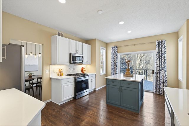 1092 Delano Way, Stillwater, MN 55082