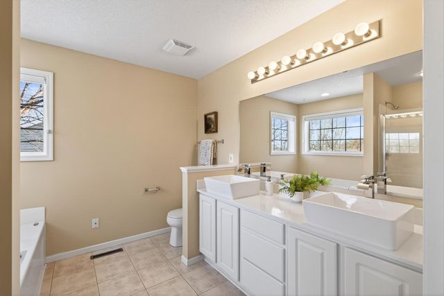 1092 Delano Way, Stillwater, MN 55082