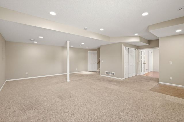 1092 Delano Way, Stillwater, MN 55082