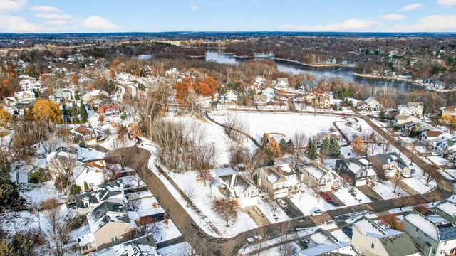 1092 Delano Way, Stillwater, MN 55082