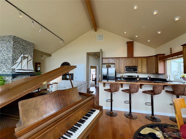 1472 Trade Wind Avenue SW, Ocean Shores, WA 98569