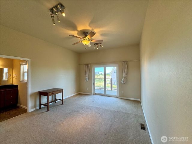 1472 Trade Wind Avenue SW, Ocean Shores, WA 98569