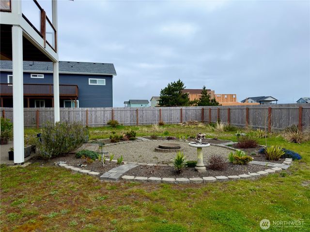 1472 Trade Wind Avenue SW, Ocean Shores, WA 98569