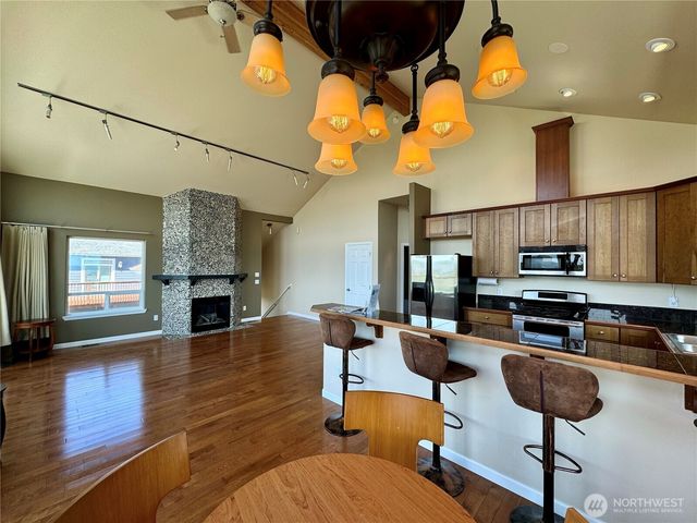 1472 Trade Wind Avenue SW, Ocean Shores, WA 98569